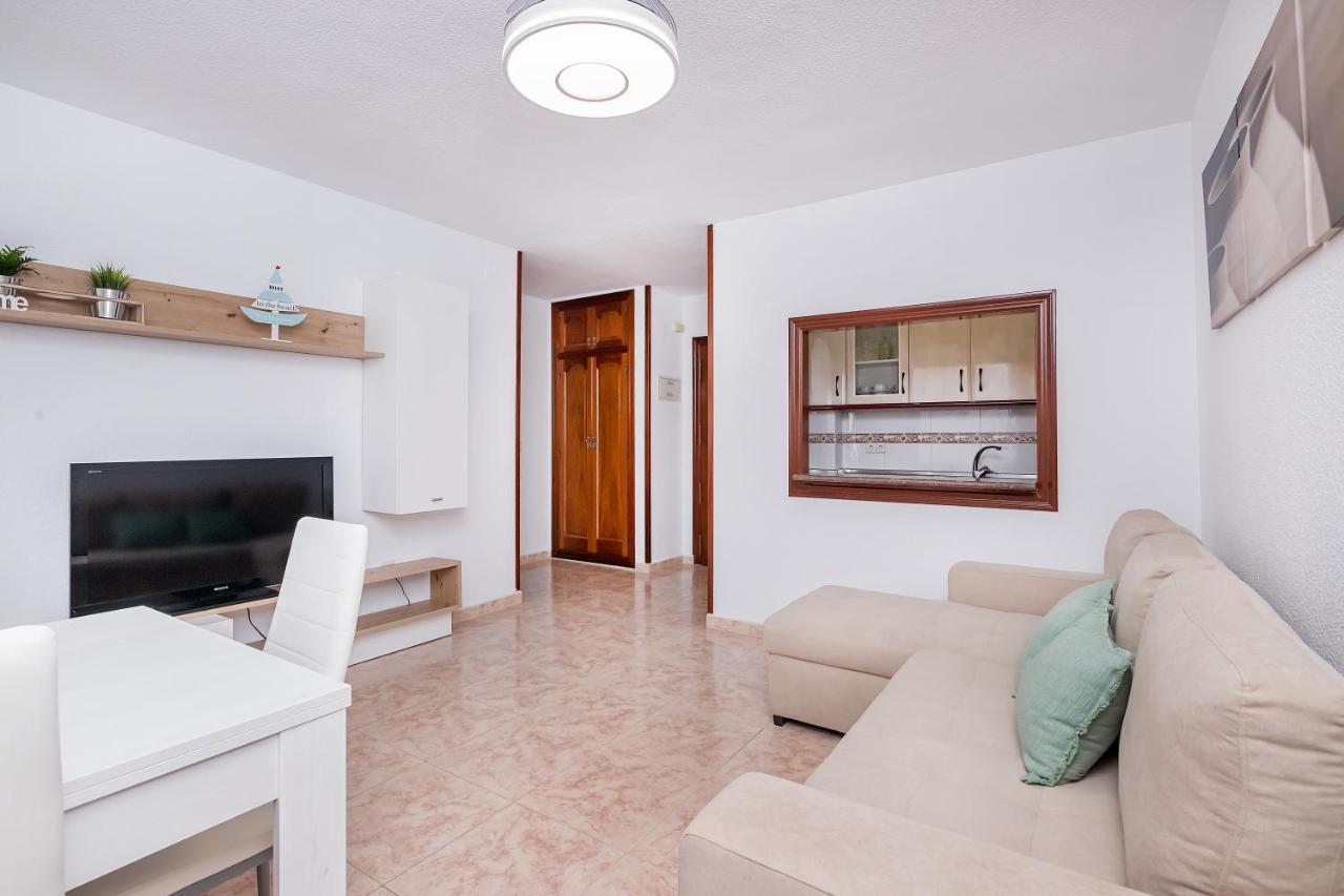 Bhost - Carihuela Beach Torremolinos Dış mekan fotoğraf