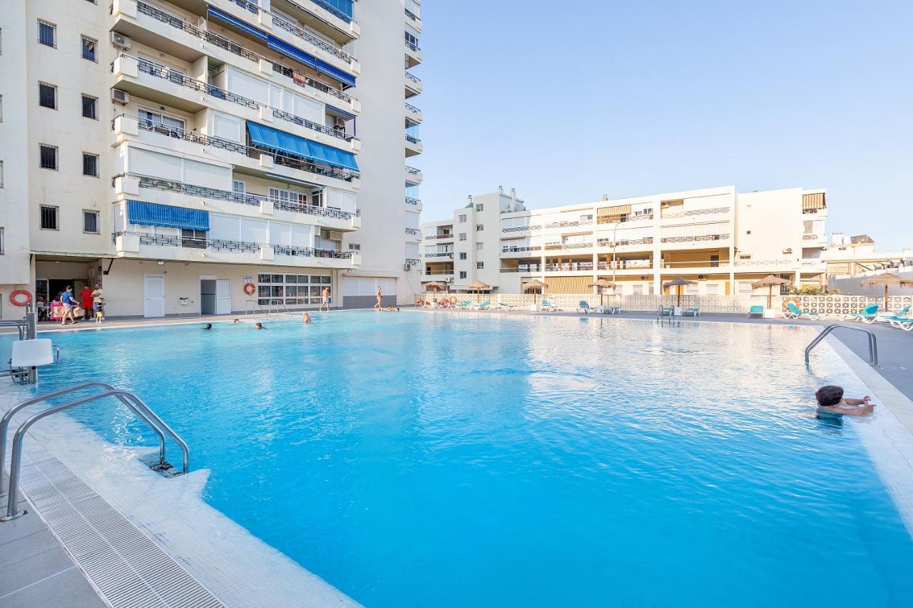 Bhost - Carihuela Beach Torremolinos Dış mekan fotoğraf