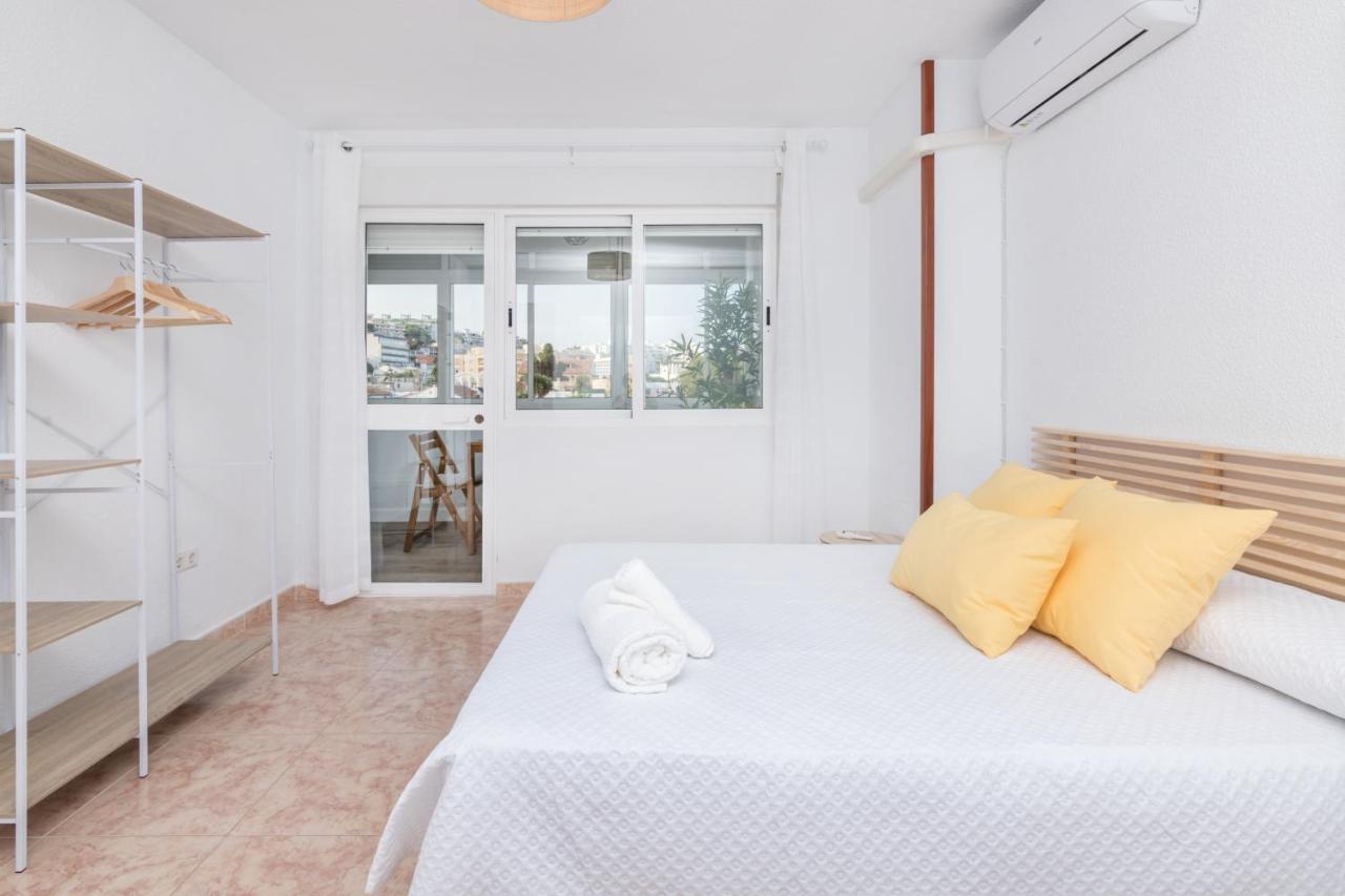 Bhost - Carihuela Beach Torremolinos Dış mekan fotoğraf