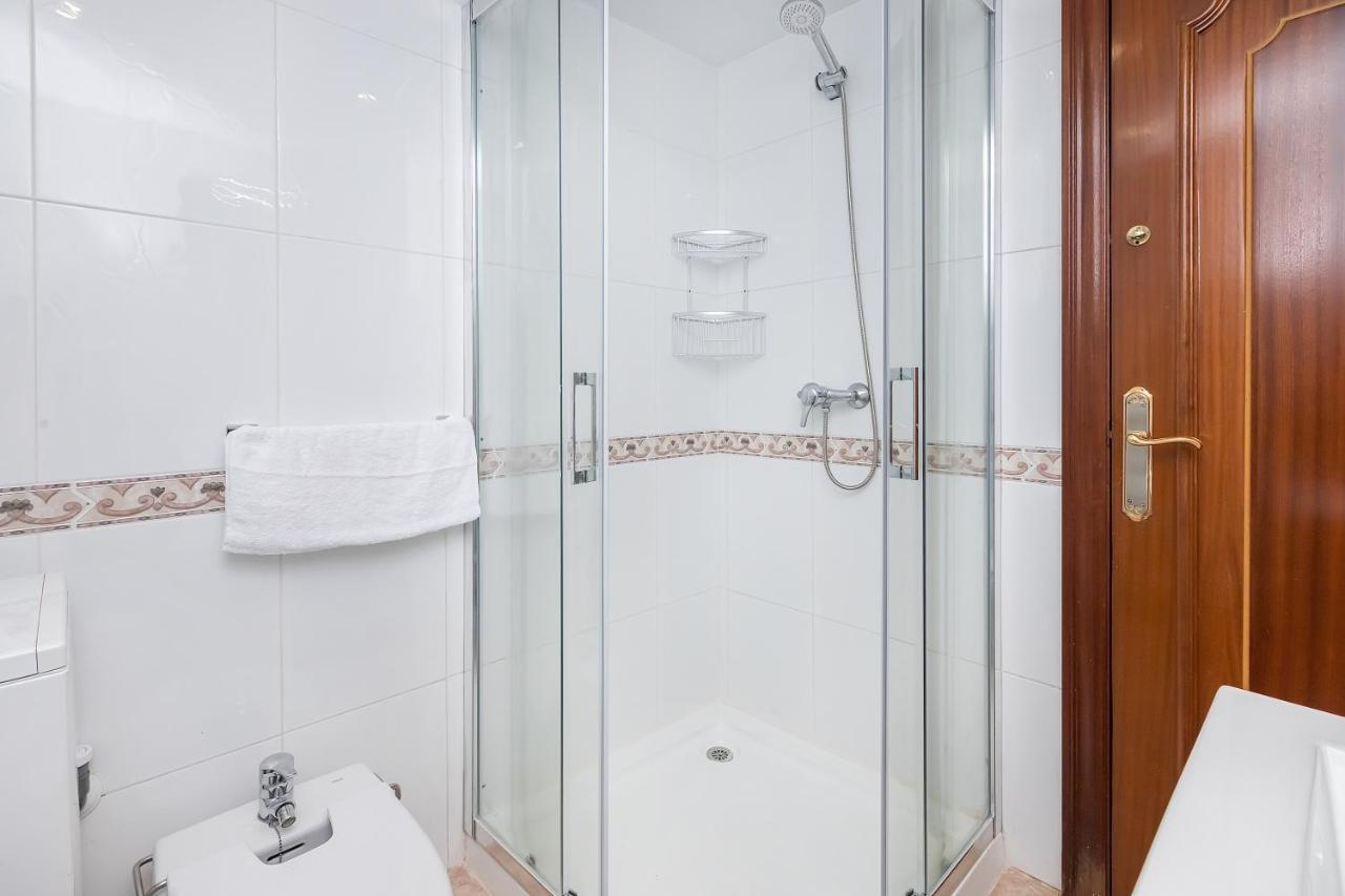Bhost - Carihuela Beach Torremolinos Dış mekan fotoğraf
